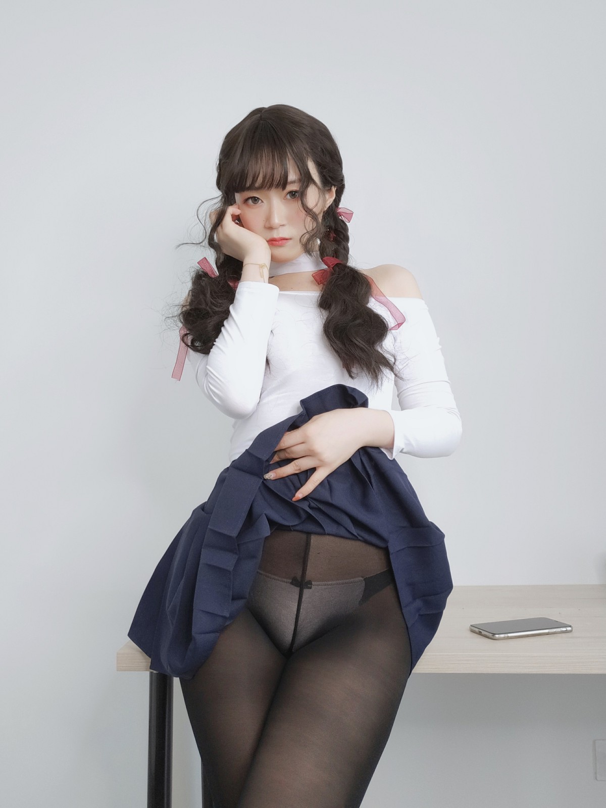 图片[17]-Coser小姐姐白银 – 邻家大姐姐的黑丝 – COSPLAY-御萝部落