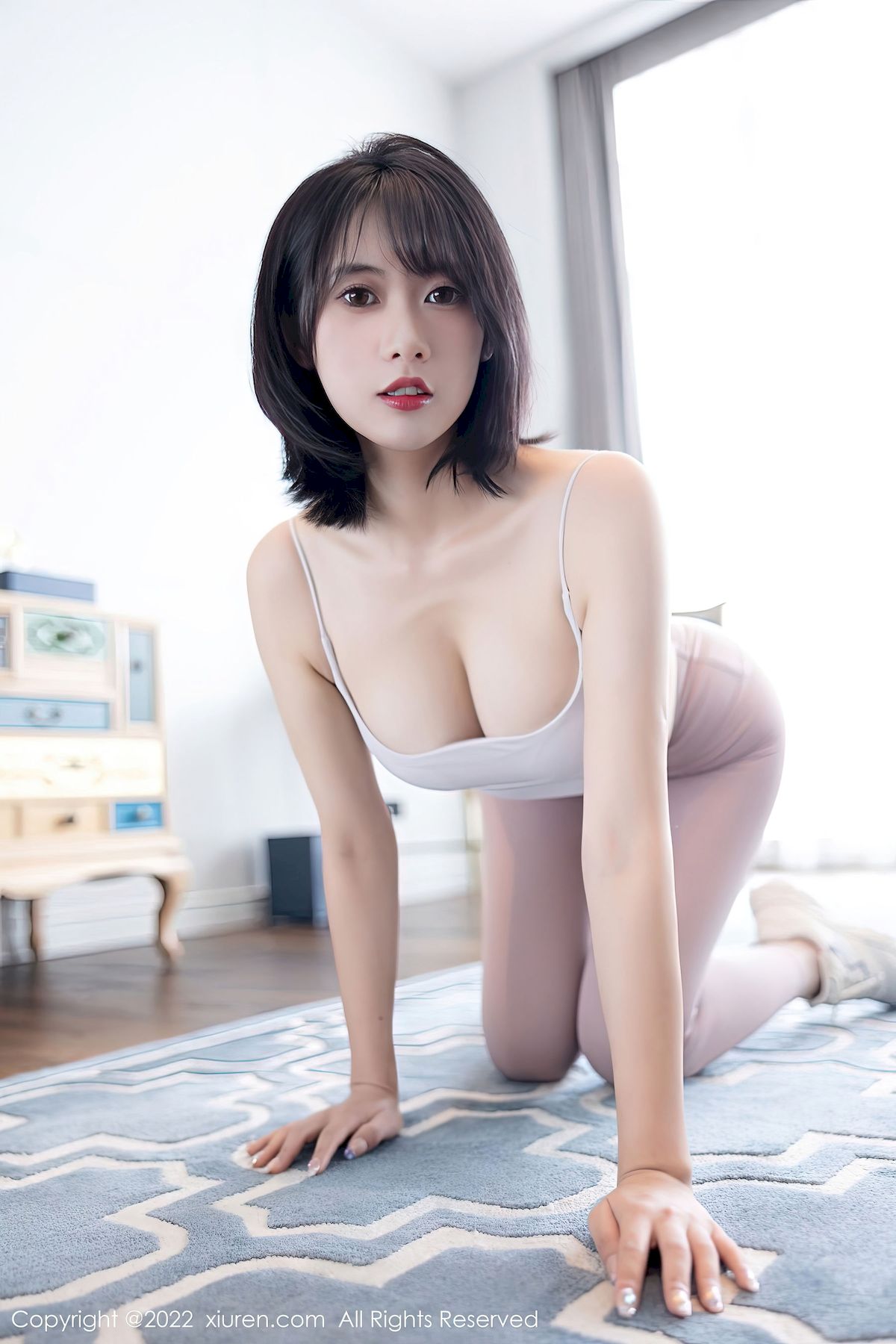 林子遥 - 浅色瑜伽服+曼妙身姿性感写真