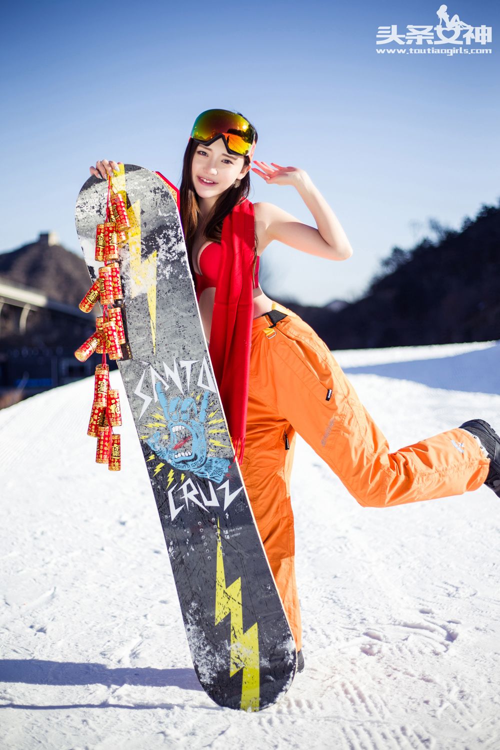 头条女神崔昭妍雪地坚挺美胸性感身材内衣诱惑写真