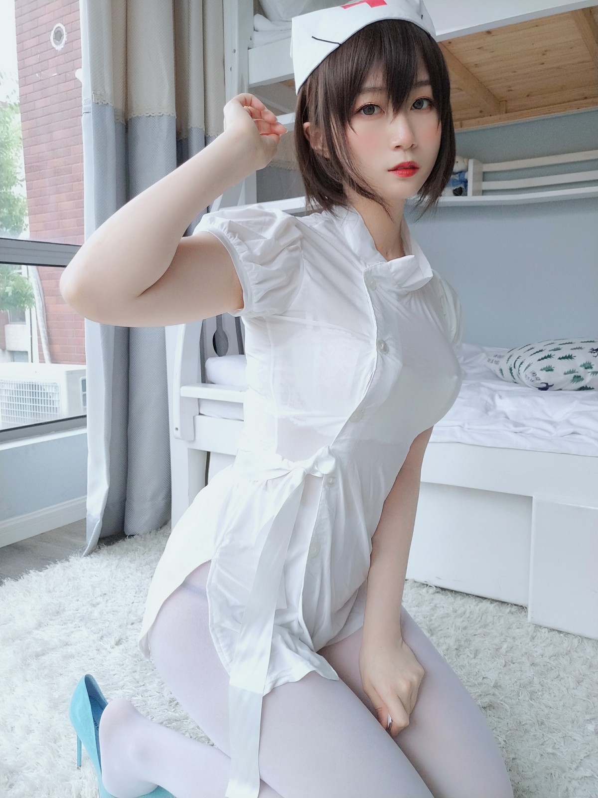 图片[44]-Coser小姐姐白银 – 白丝小护士 – COSPLAY-御萝部落