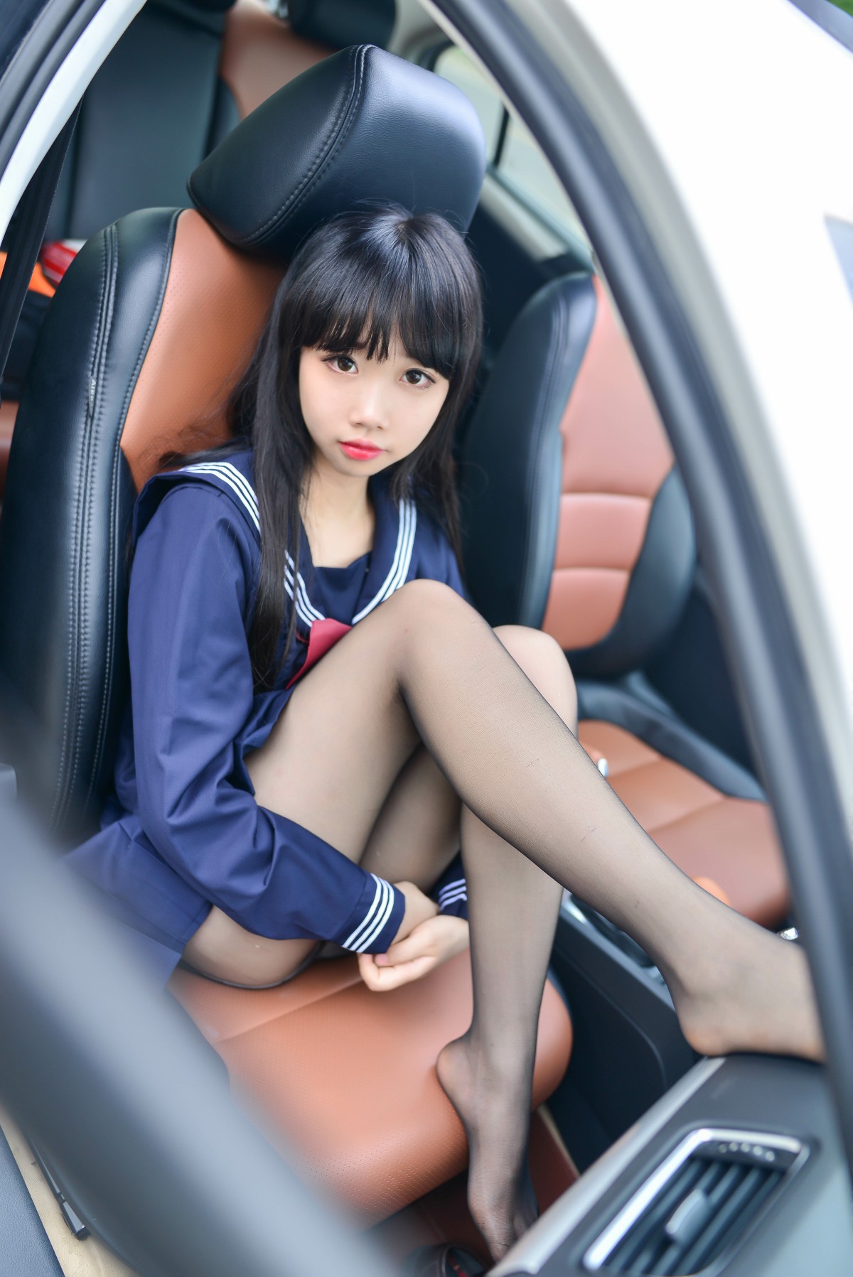 图片[9]-Cos小姐姐雪琪 – 车内JK – COSPLAY-御萝部落