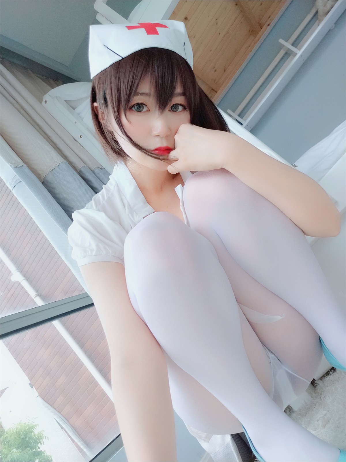 图片[21]-Coser小姐姐白银 – 白丝小护士 – COSPLAY-御萝部落