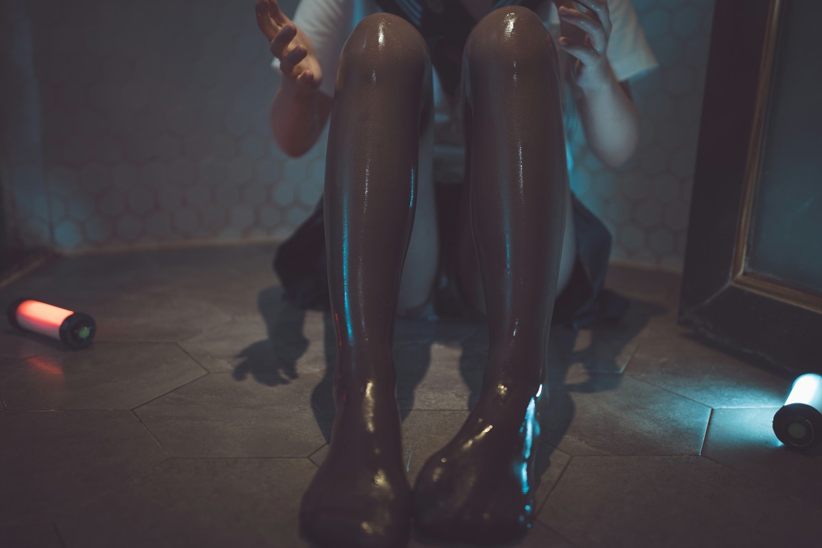 图片[13]-[Cosplay]面饼仙儿 – 脑内少女 浴缸黑丝 – COSPLAY-御萝部落