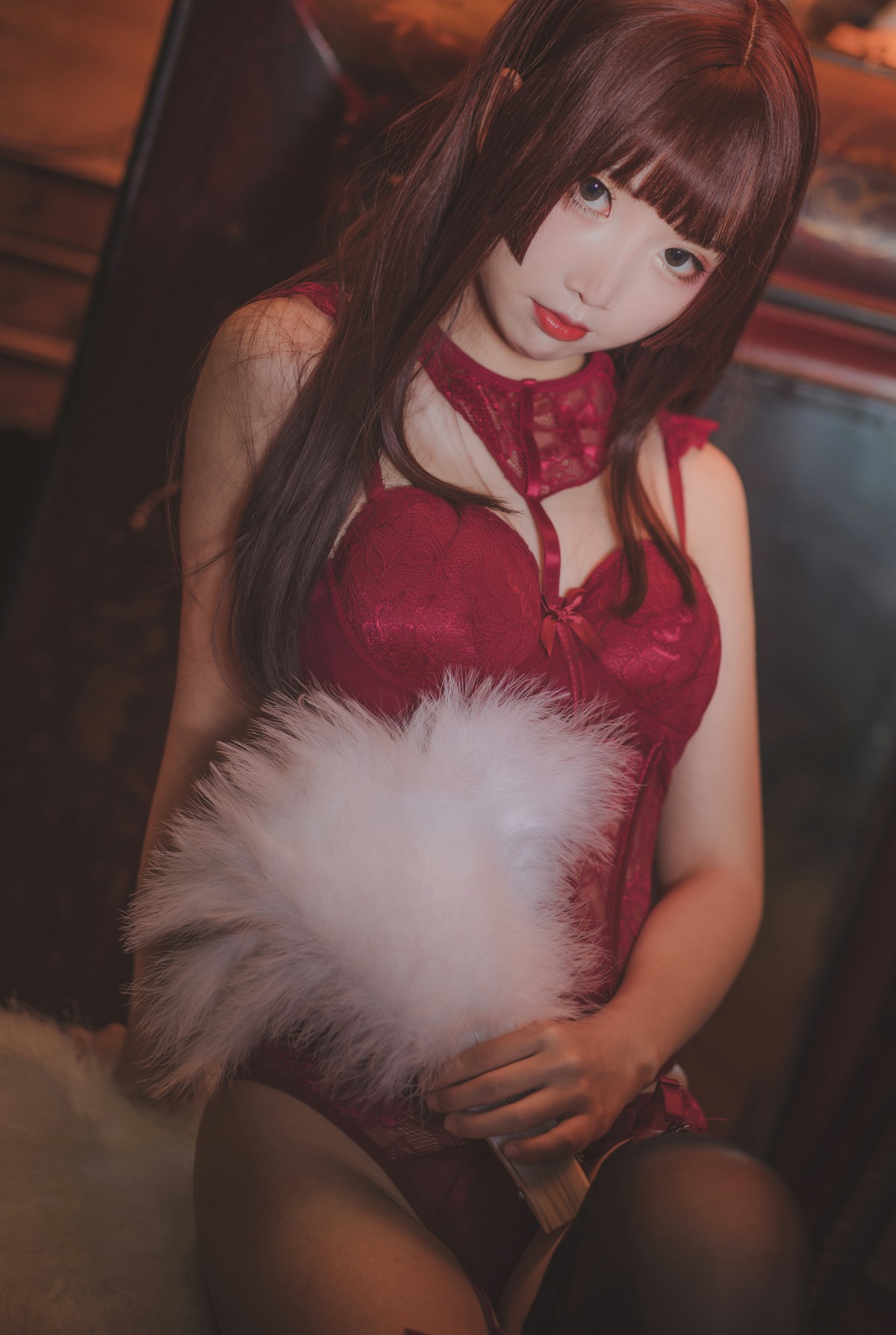 图片[11]-[Cosplay]面饼仙儿 – 脑内少女 红色束衣 – COSPLAY-御萝部落