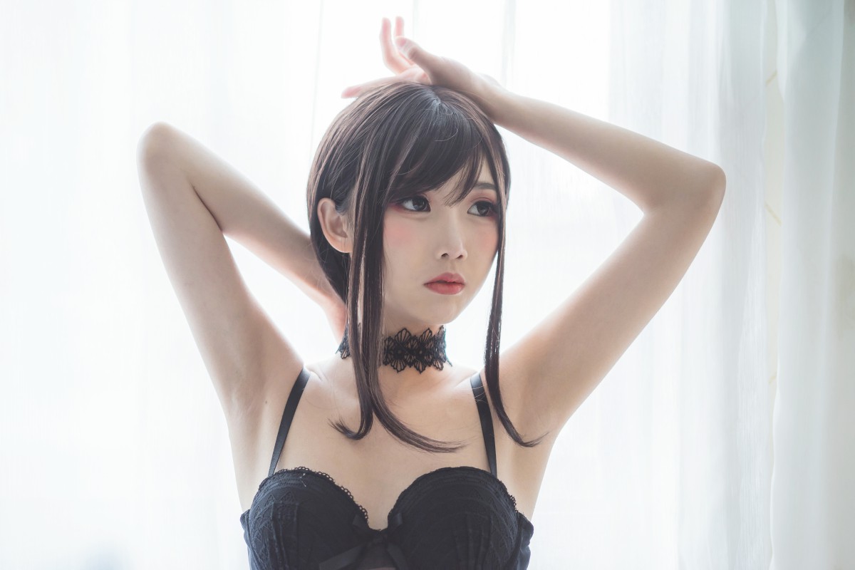 图片[6]-[Cosplay]面饼仙儿 – 脑内少女 黑色束衣 – COSPLAY-御萝部落