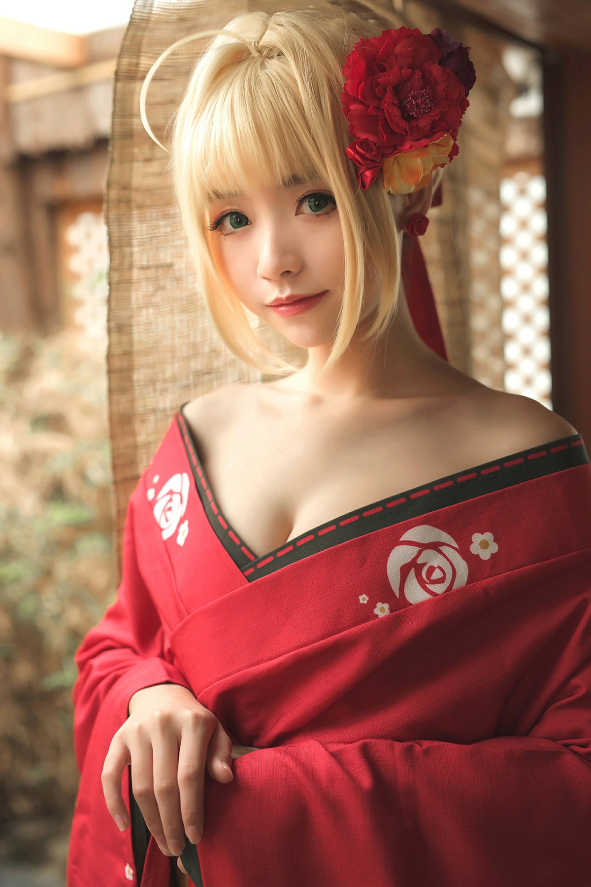 [Cosplay]拜见女王陛下 – COSPLAY-御萝部落