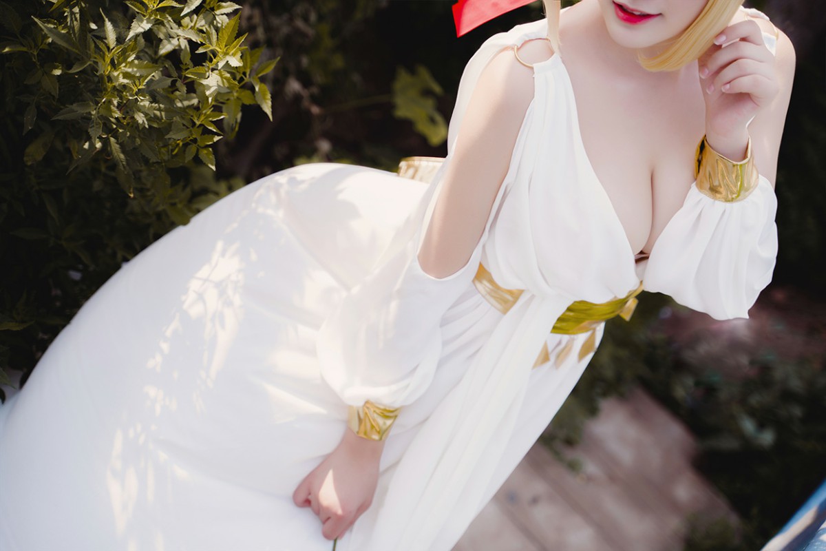 图片[5]-甜美女神 白裙飘逸难以抵挡的诱惑 – COSPLAY-御萝部落