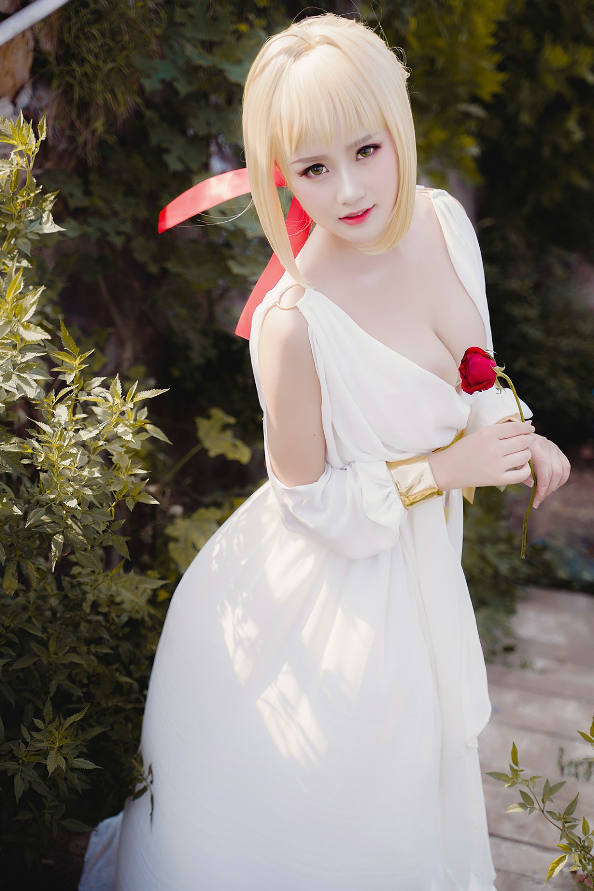 图片[14]-甜美女神 白裙飘逸难以抵挡的诱惑 – COSPLAY-御萝部落