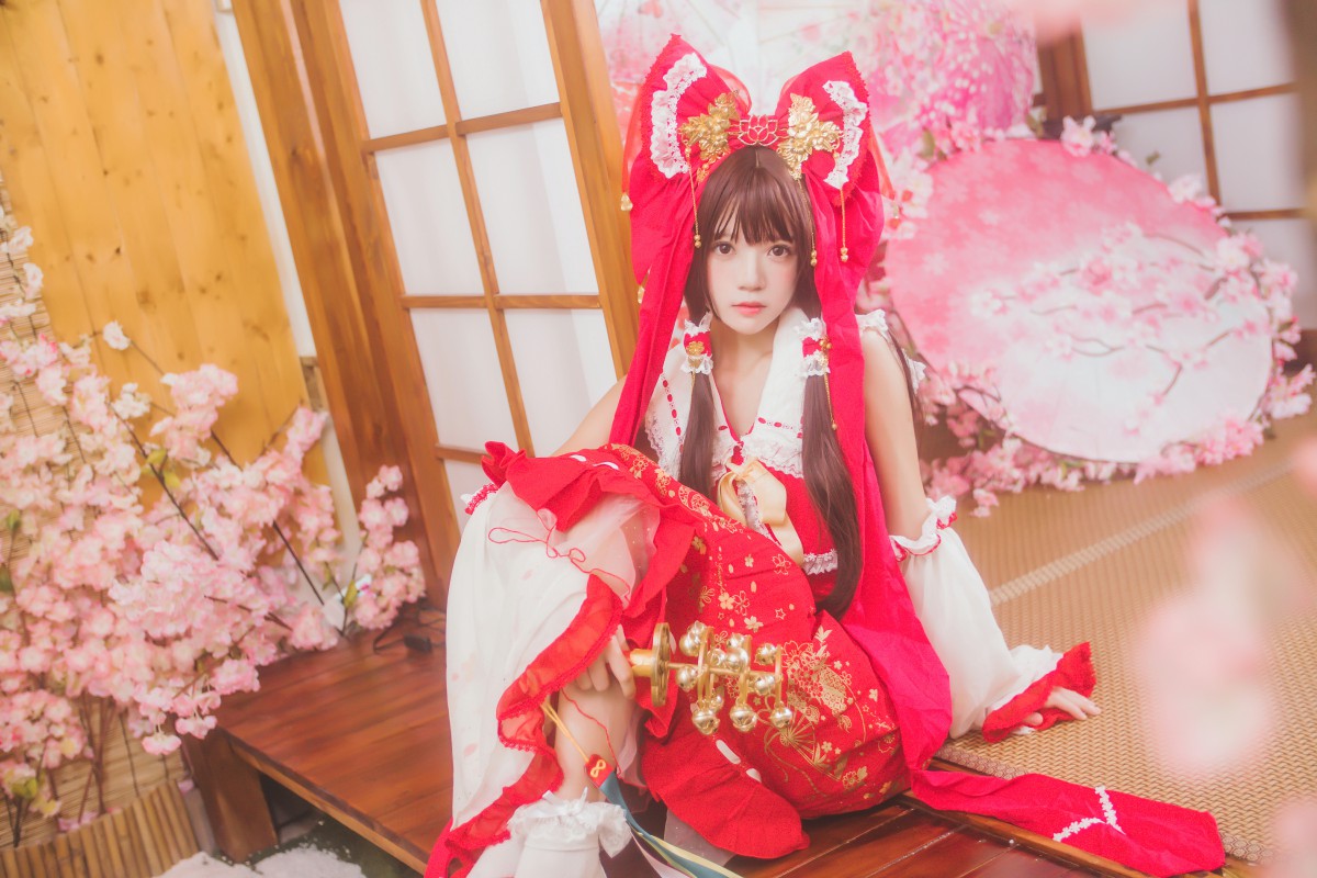 图片[24]-萝莉风COS 桜桃喵 – 灵梦 新年快乐 – COSPLAY-御萝部落