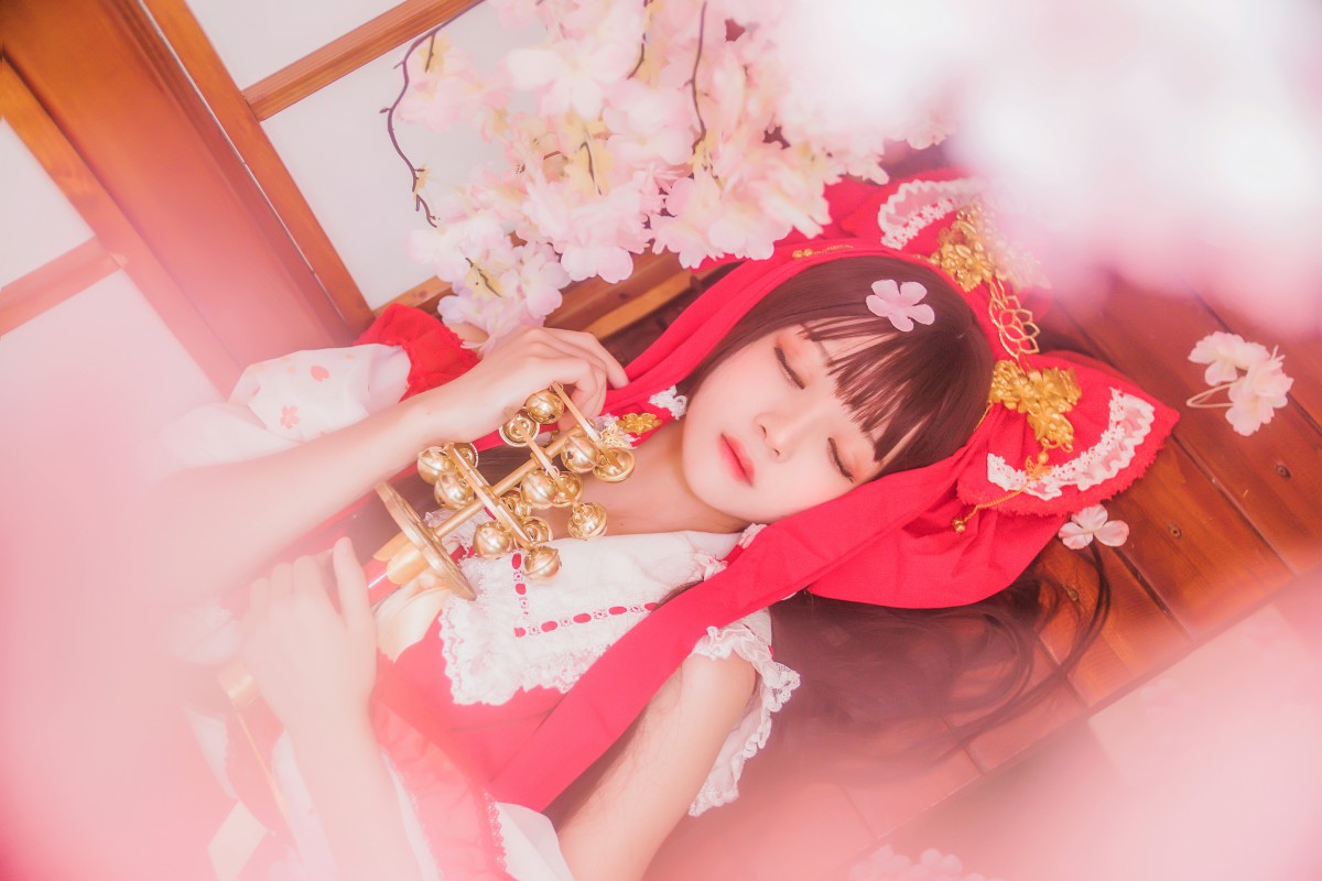 图片[39]-萝莉风COS 桜桃喵 – 灵梦 新年快乐 – COSPLAY-御萝部落