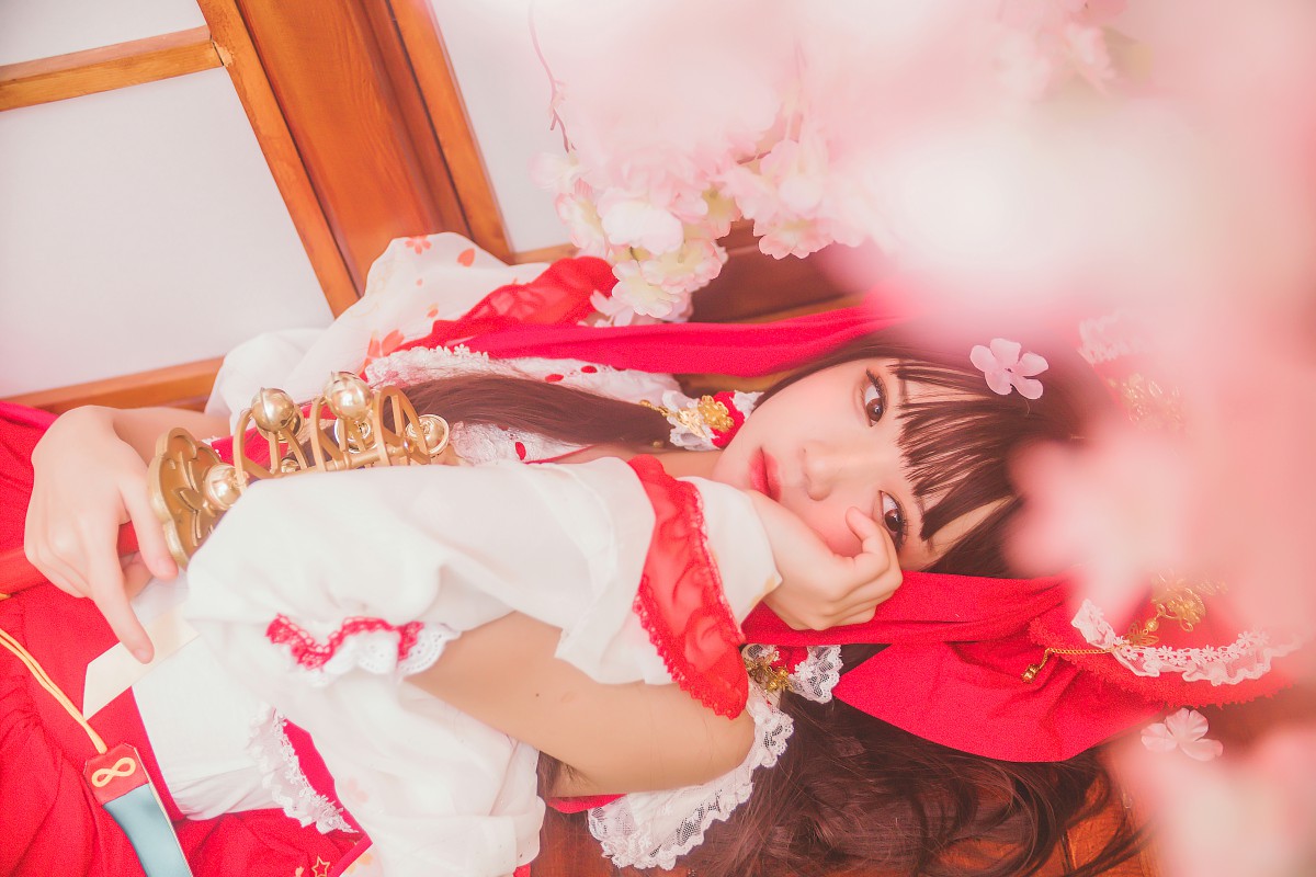 图片[44]-萝莉风COS 桜桃喵 – 灵梦 新年快乐 – COSPLAY-御萝部落