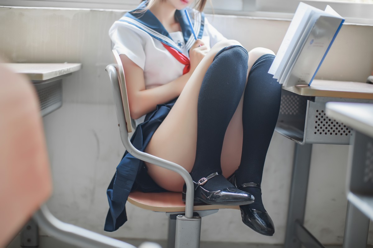 图片[6]-COS美女 疯猫ss – 同桌的水手服 – COSPLAY-御萝部落