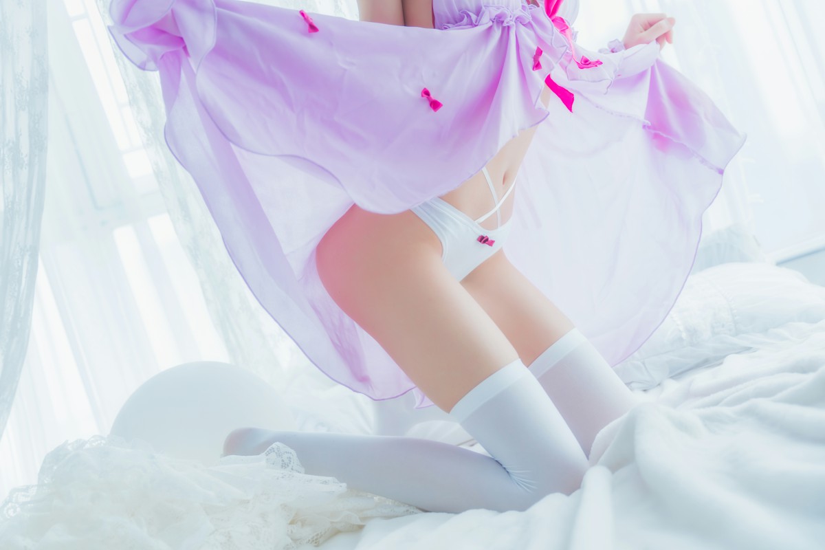 图片[15]-萝莉风COS 桜桃喵 – 加藤惠系列之小睡裙 – COSPLAY-御萝部落