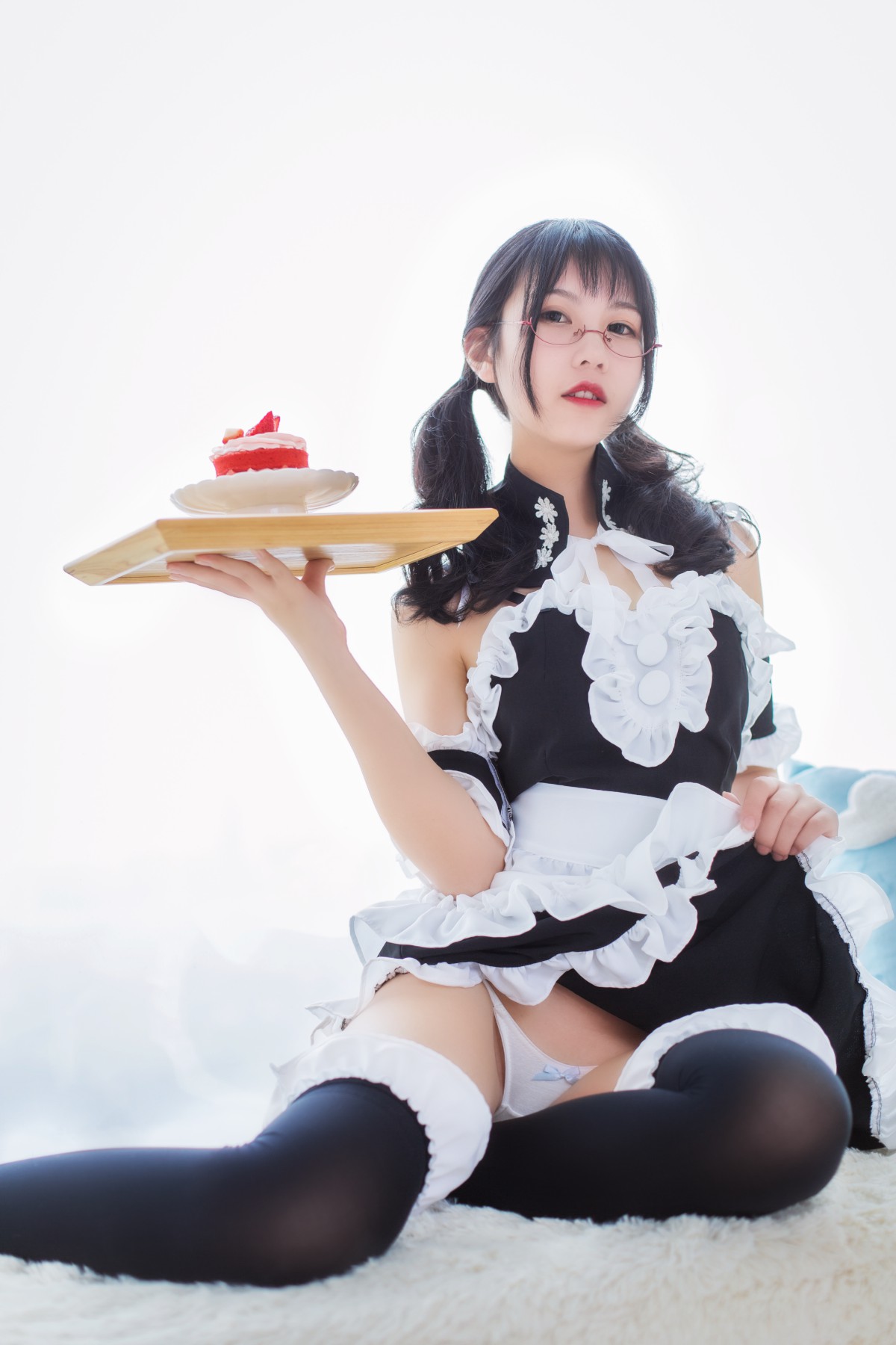 图片[5]-COS美女 逐月SU写真 – 女仆 – COSPLAY-御萝部落