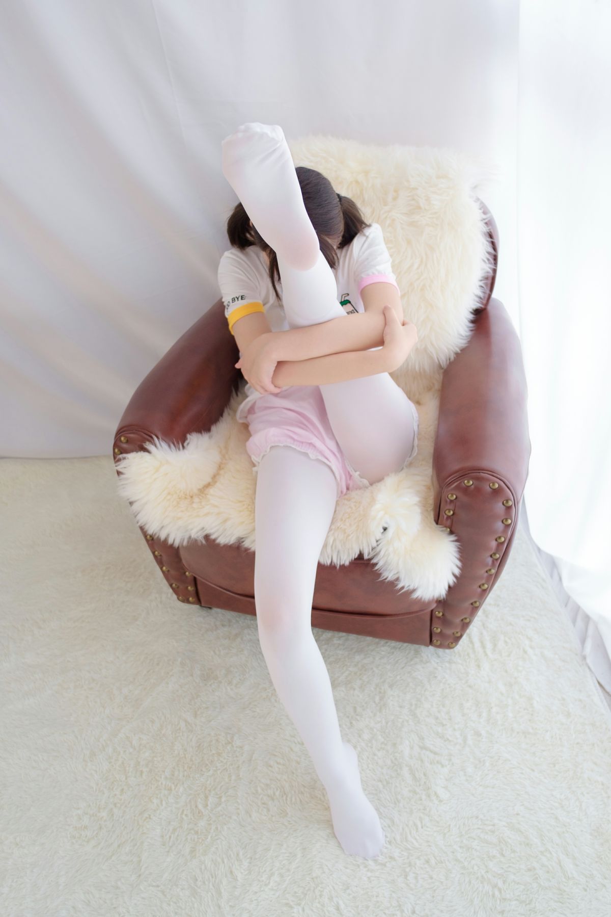 图片[32]-[森萝财团]R15-015白丝萝莉玩桶装水 – COSPLAY-御萝部落