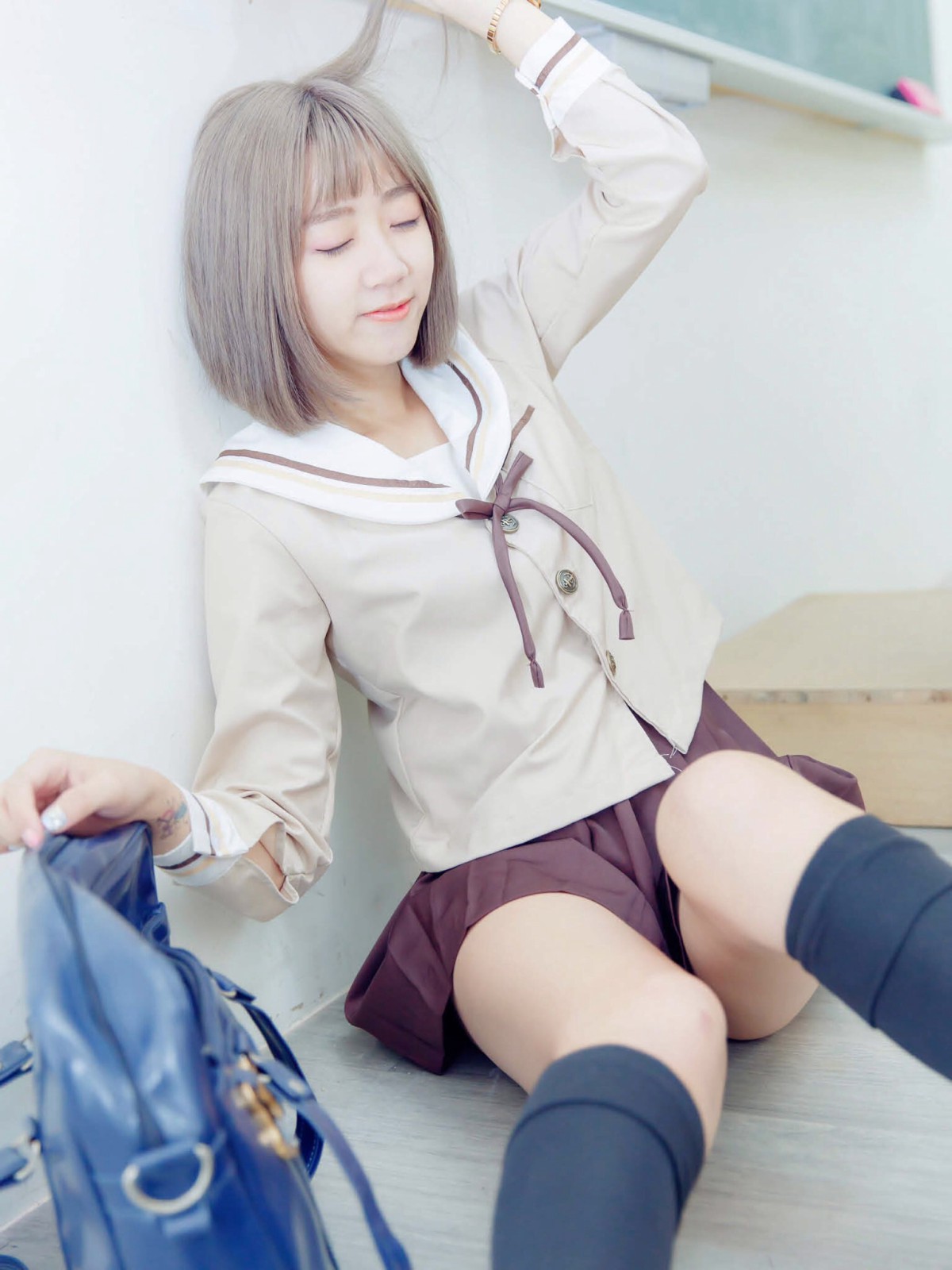 图片[38]-[JUICY]多汁女孩阮靖貽 水手服挑逗可爱单纯学生 – COSPLAY-御萝部落